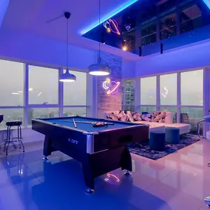  Auberge de jeunesse Next'house - Skyview Host